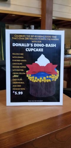  Restaurantosaurus Donald's Dino Bash Cupcake
