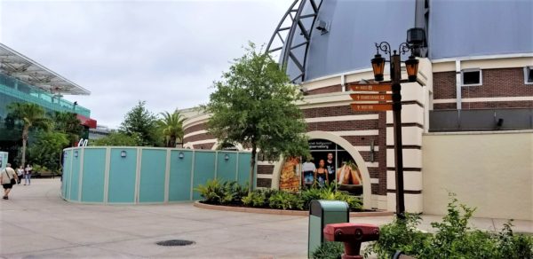 New Planet Hollywood Quick Service Expansion Photos and Details