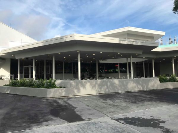 Cosmic Ray's outdoor seating