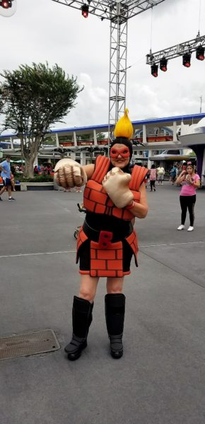 Incredible Tomorrowland Expo Super Characters Now Meeting Daily