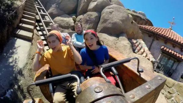 Watch 60 Seconds Of Fun With Jenna Ortega At Walt Disney World