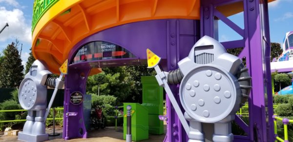 First Look At Alien Swirling Saucers In Toy Story Land!