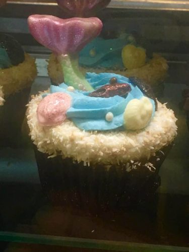 Don't Miss These Mermaid Cupcakes At The Boardwalk Bakery
