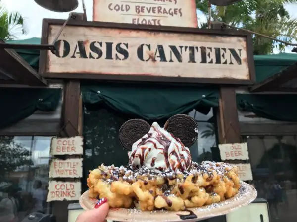 Oasis Canteen Cookies 'n Cream Funnel Cake