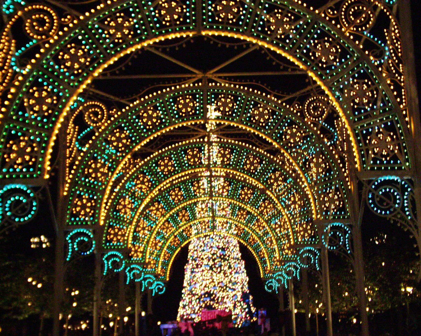 Epcots Lights of Winter retired from Disney World holiday lineup