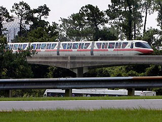 Monorail guide warned of hazard when trains backed up without a spotter