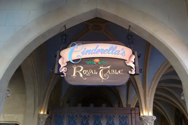 *Updated*Cinderella’s Royal Table Dinner Review – Disney Food Blog Exclusive