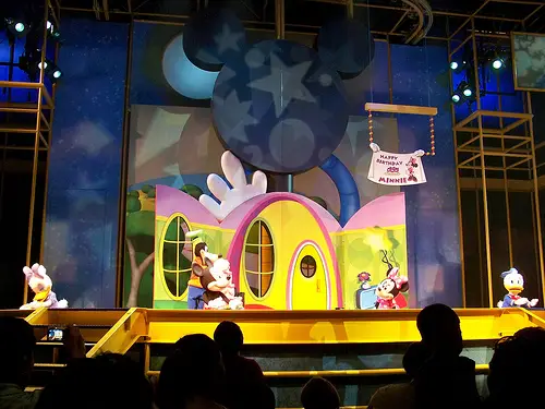 Finding The Best Seats For Playhouse Disney Live On Stage At Walt Disney World - roblox playhouse disney live on stage