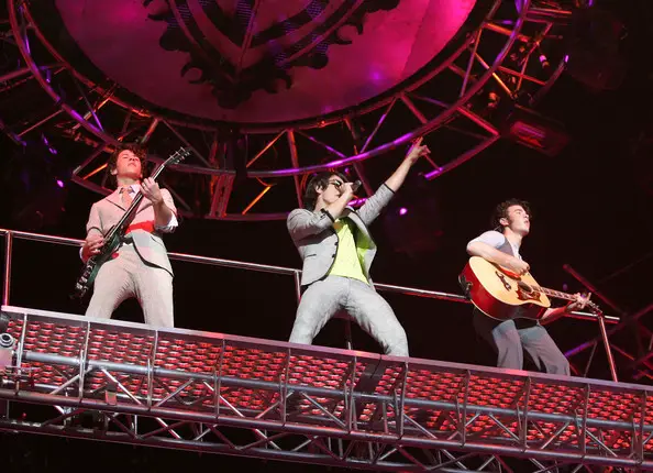 Jonas Brothers Summer Tour Update!