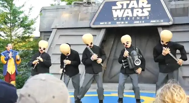 2010 Dance Off with the Star Wars Stars – Hyperspace Hoopla