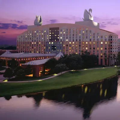 Discovering the Walt Disney Swan and Dolphin: Two Cool Buildings with Some Heavenly Benefits