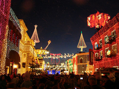 Tips For The Osborne Family Spectacle of Dancing Lights in Hollywood Studios