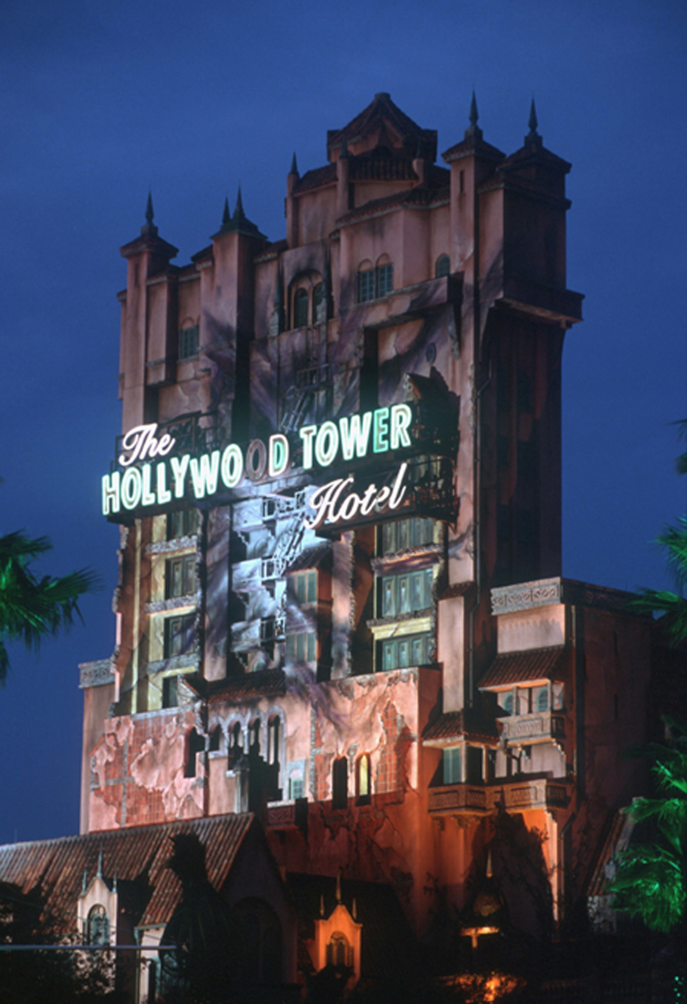 The Twilight Zone Tower of Terror 10 Miler Weekend at Walt Disney World