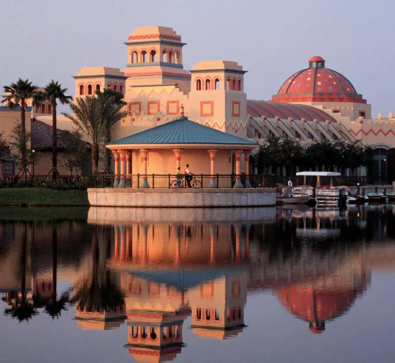 Disney World Moderate Resorts – The Best of Both Worlds