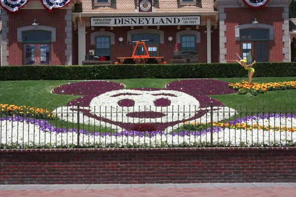 Disneyland Resort Generates $5.7 Billion for the California Economy
