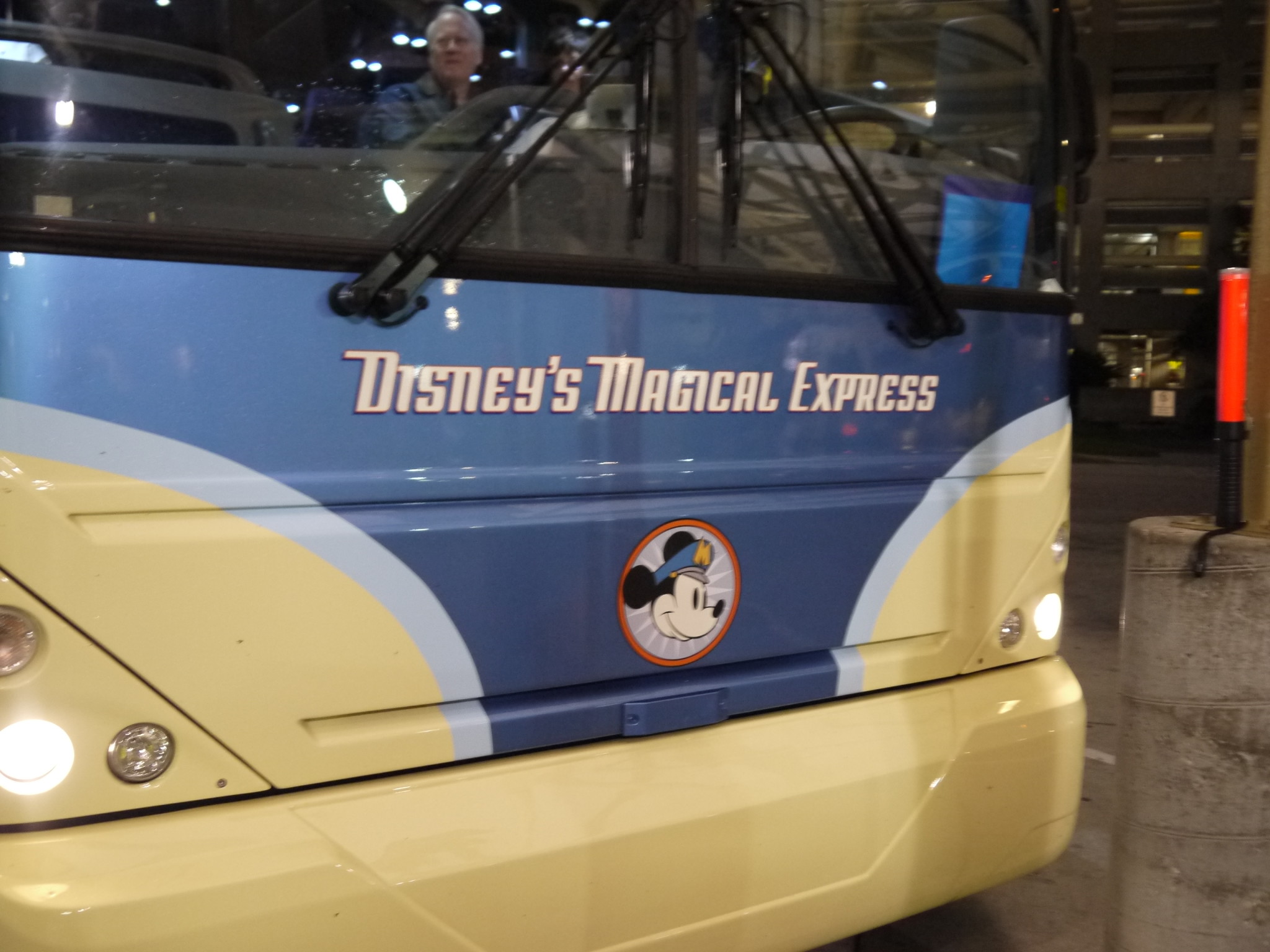 Disney Magical Express Crashes Near Epcot