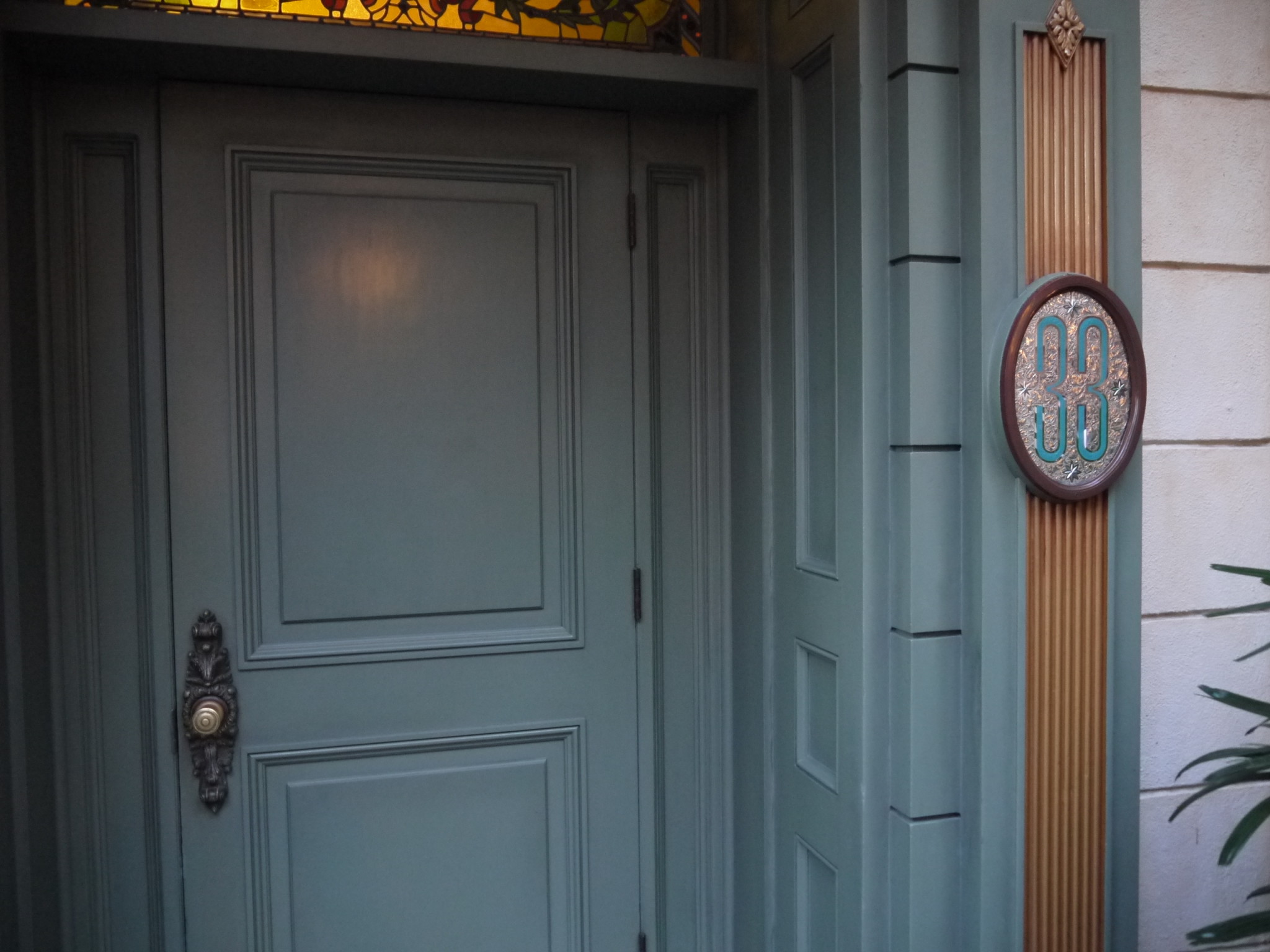 Disney Confidential – Disneyland Club 33 Closing and Expanding