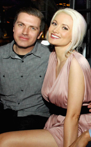 Holly Madison to Marry at Disneyland