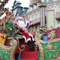 Santa Disneyland Paris