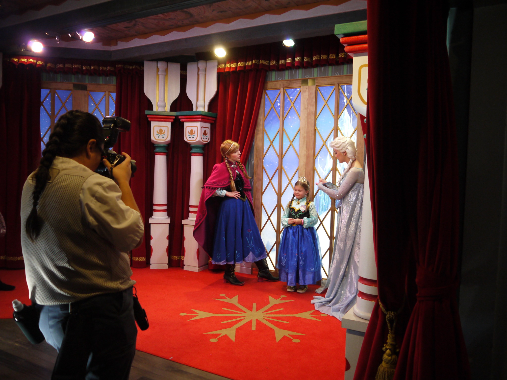 Frozen’s Anna & Else Meet and Greet Extended at Disney World