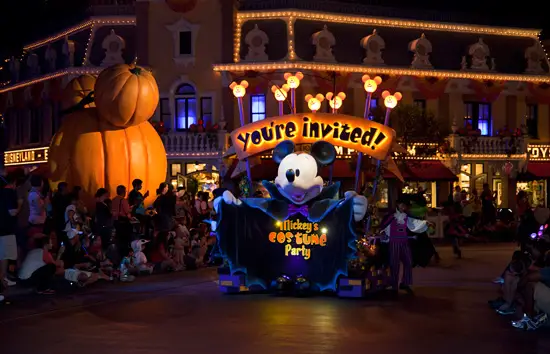 A Must do List for Mickey’s Halloween Party at Disneyland