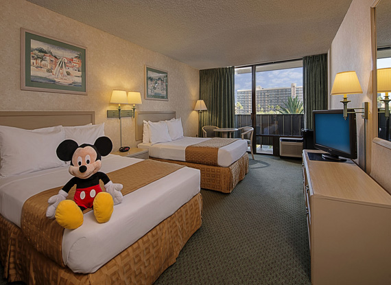 Amazing offers for the holidays at Walt Disney World Good Neighbor Hotels in Marriott Village