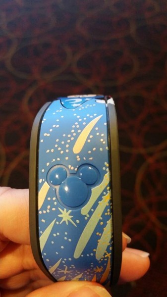 Just In Time for the Holidays: Disney Releases Four New MagicBand Designs