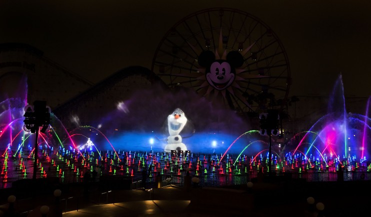 A whole new world “World of Color – Winter Dreams” to debut at California Adventure this holiday season