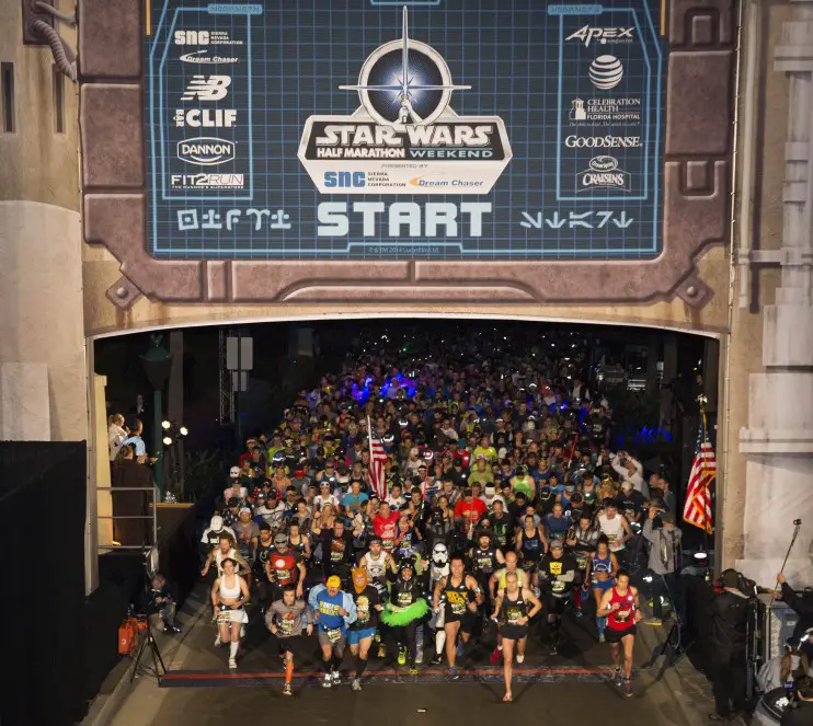 Nick Arciniaga Conquers the Galaxy with First-Ever Star Wars Half Marathon Weekend Victory at Disneyland Resort