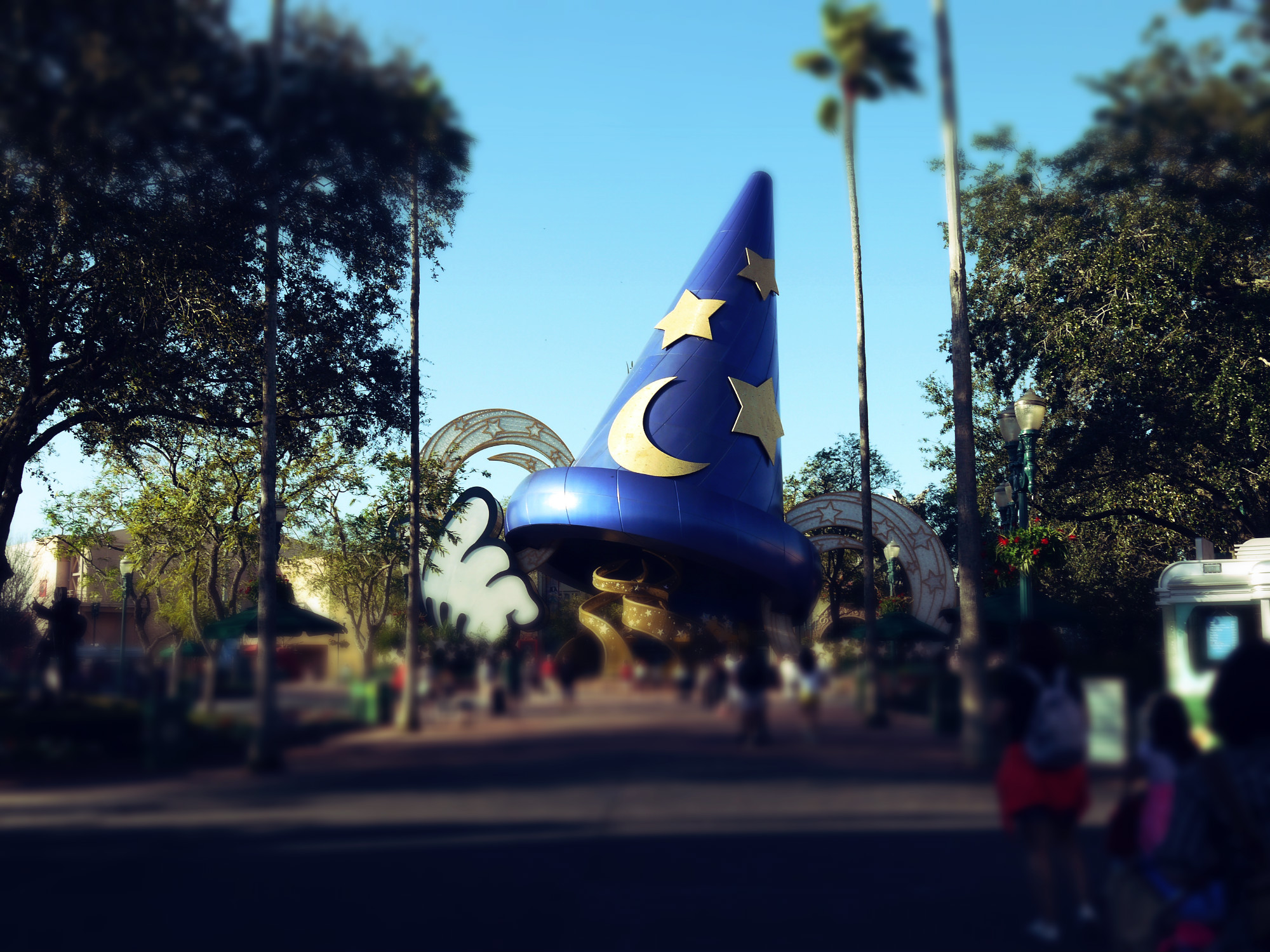 Sorcerer Mickey Hat Removal to begin on January 7th