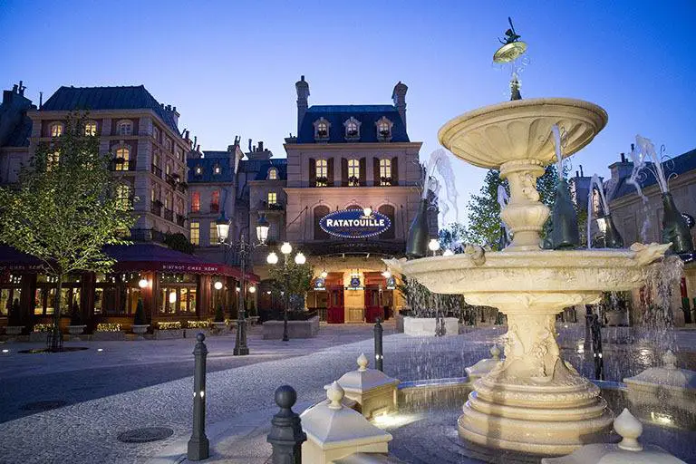 Dining Options and Meal Plans at Disneyland Paris