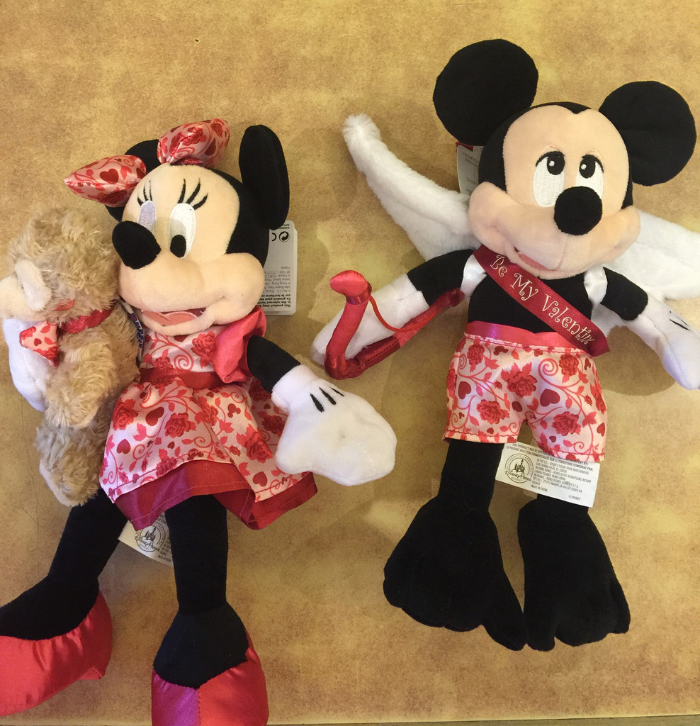 Disney Finds – Valentines Day Mickey & Minnie Mouse