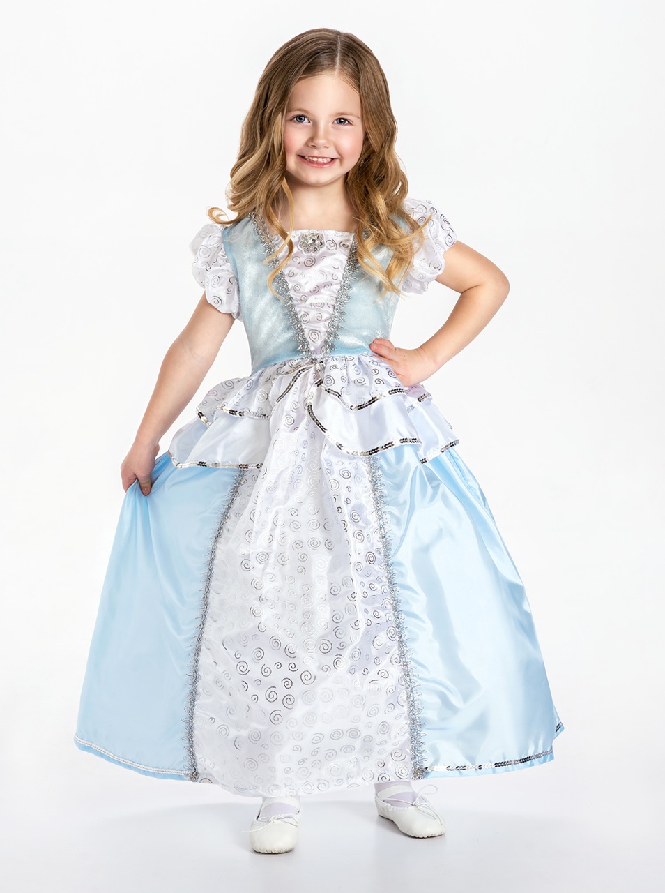 Mom Approved Costumes Cinderella Dress Giveaway
