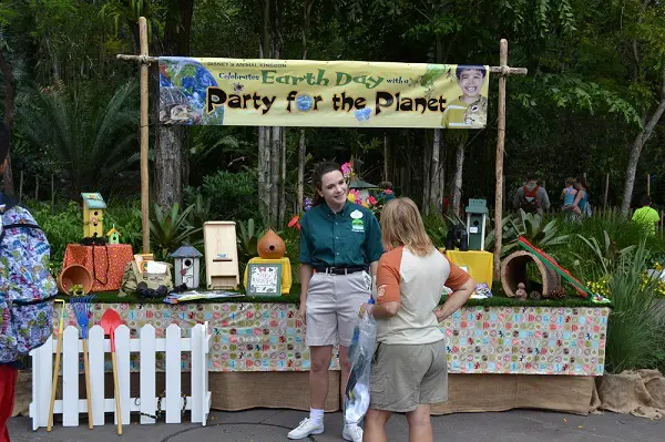 Join the ‘Party for the Planet’ Begining Earth Day at Animal Kingdom