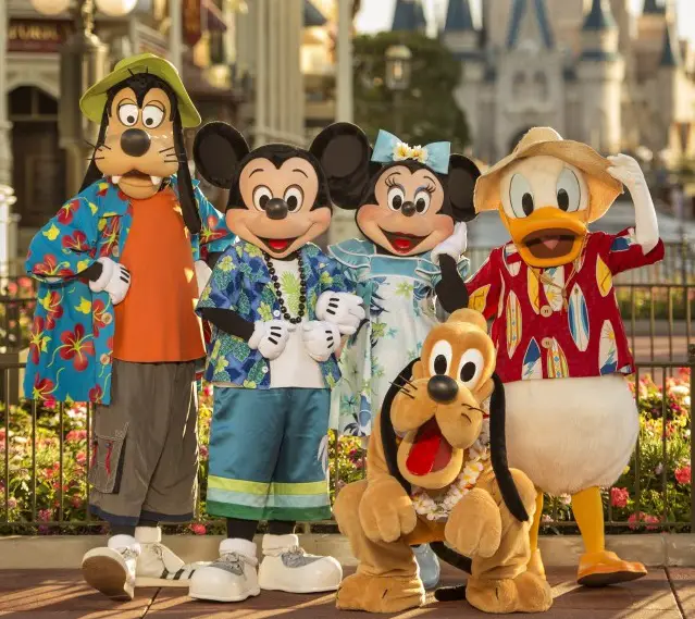 Disney World’s Policy Regarding Character Confidentiality is Being Questioned
