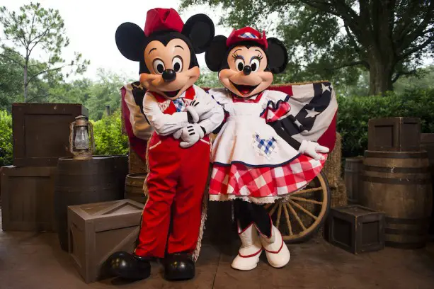 Mickey’s Backyard BBQ Now Serving 4 Days a Week at Fort Wilderness Resort and Campground