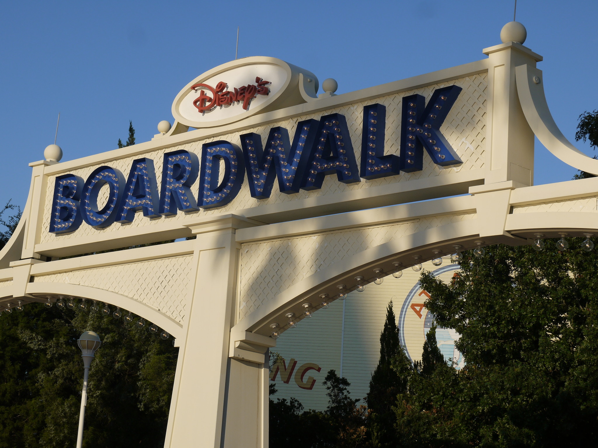 Top 10 reasons why you should stay at a Walt Disney World Resort