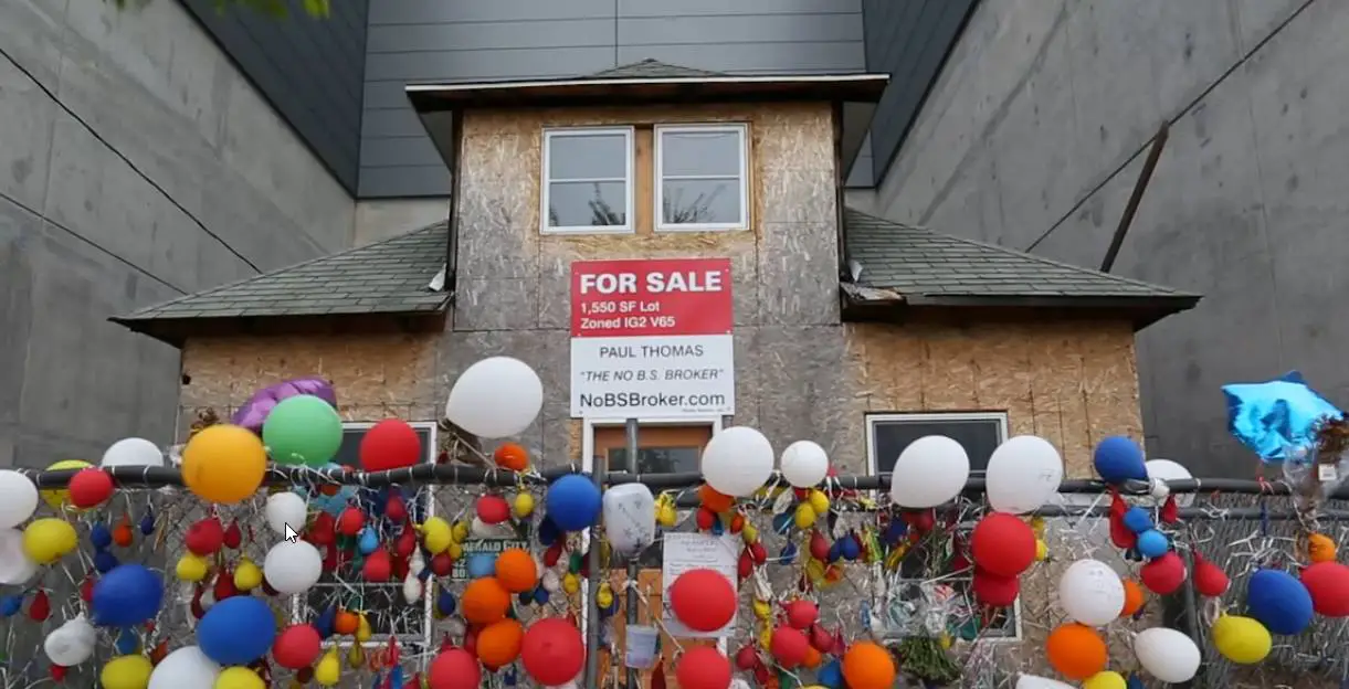 The Seattle “Up” House to be Saved from Demolition