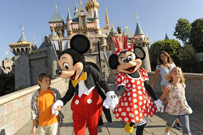 2016 Disneyland Resort Vacation Packages now Available!