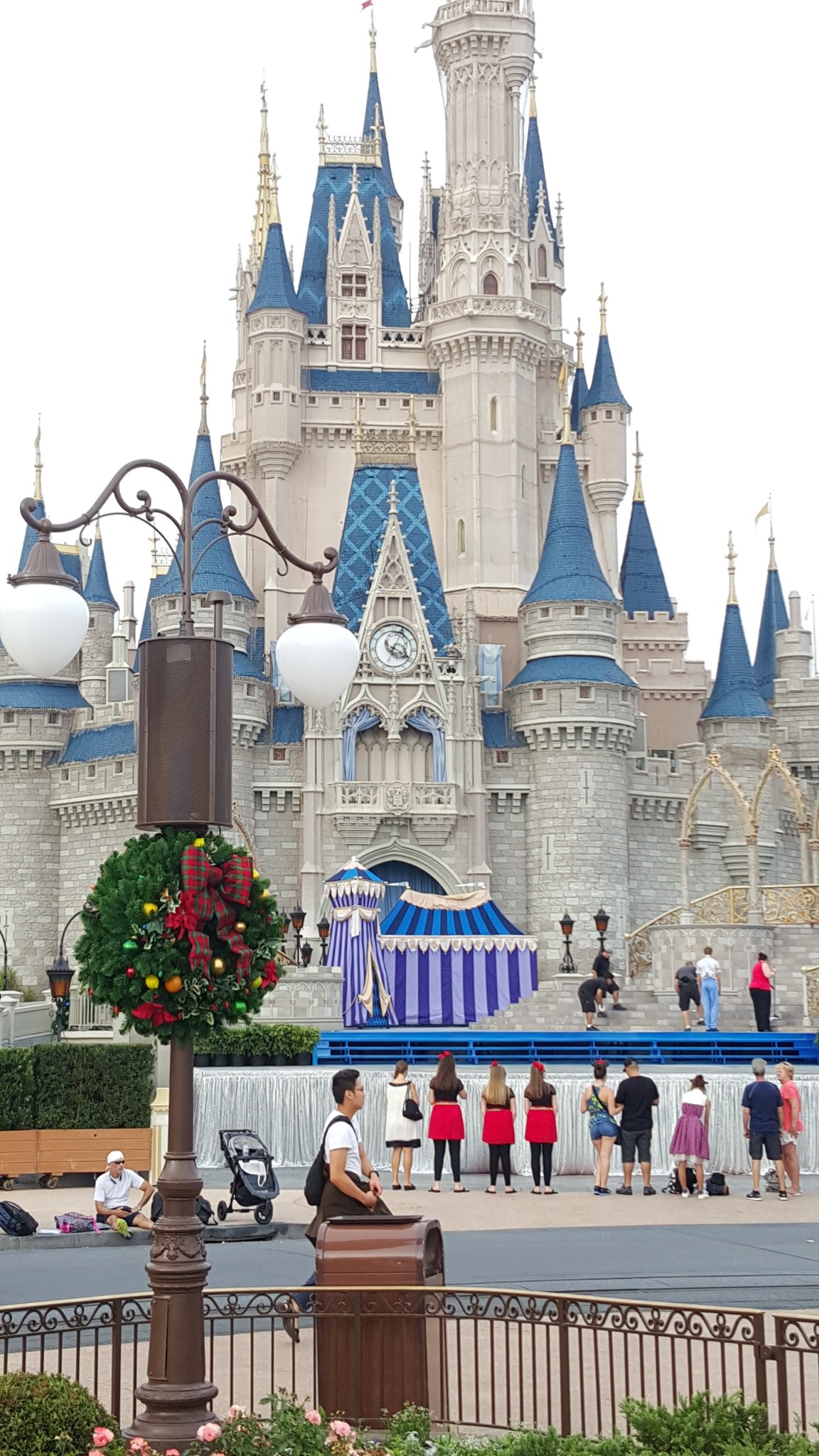 Magic Kingdom moves and cancels some shows due to taping of Disney Parks Christmas Day Parade