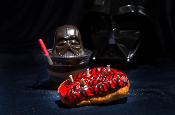 Darth by Chocolate and The Pastry Menace 640x420