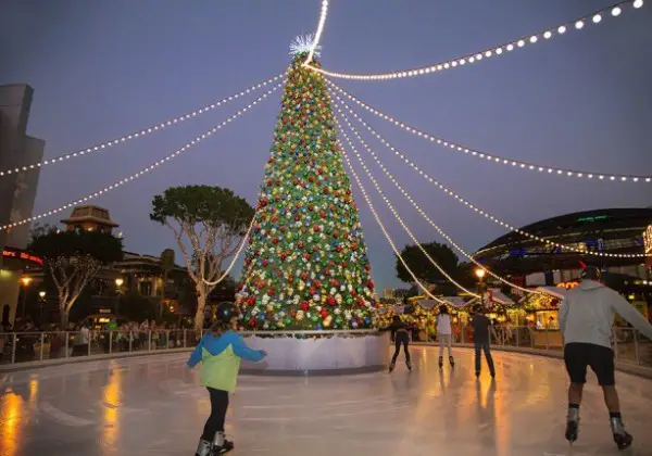 Olaf Skating