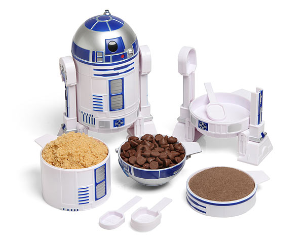 The Force is Strong With These Star Wars Kitchen Items