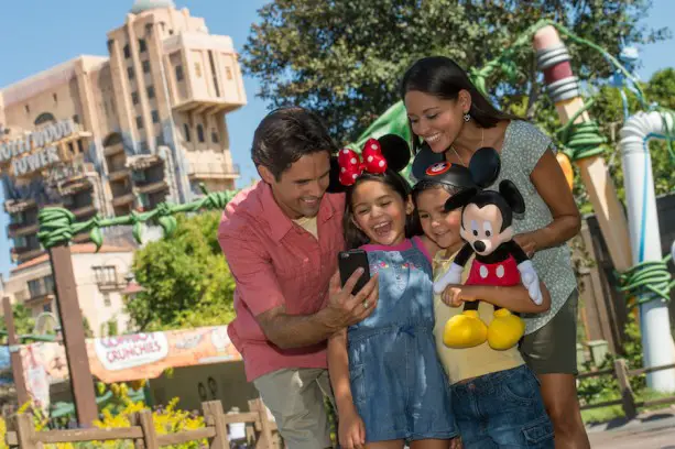 New Ways to Experience Disney PhotoPass Service at Disneyland Resort