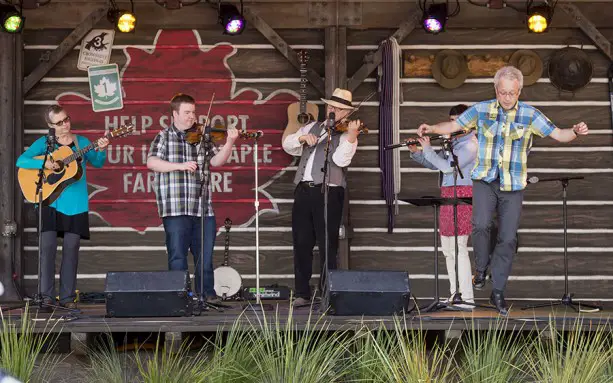 French Canadian Musical Tradition Comes to Epcot