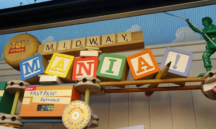 Toy Story Midway Mania closing to add 3rd track?