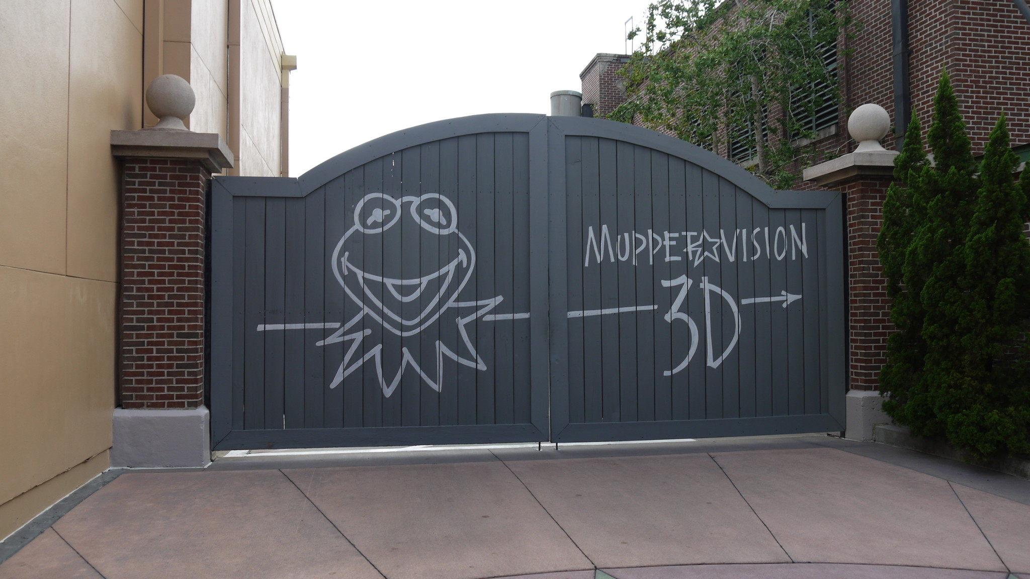 MuppetVision 3D and Mama Melrose Ristorante Italiano get a new name together