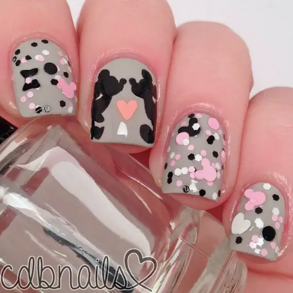 Absolutely Beautiful Mickey Mouse Inspired Nail Polish