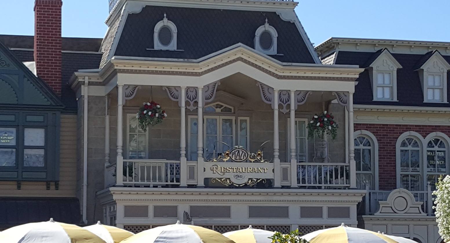Plaza Restaurant at Magic Kingdom changing its Reservation Policy