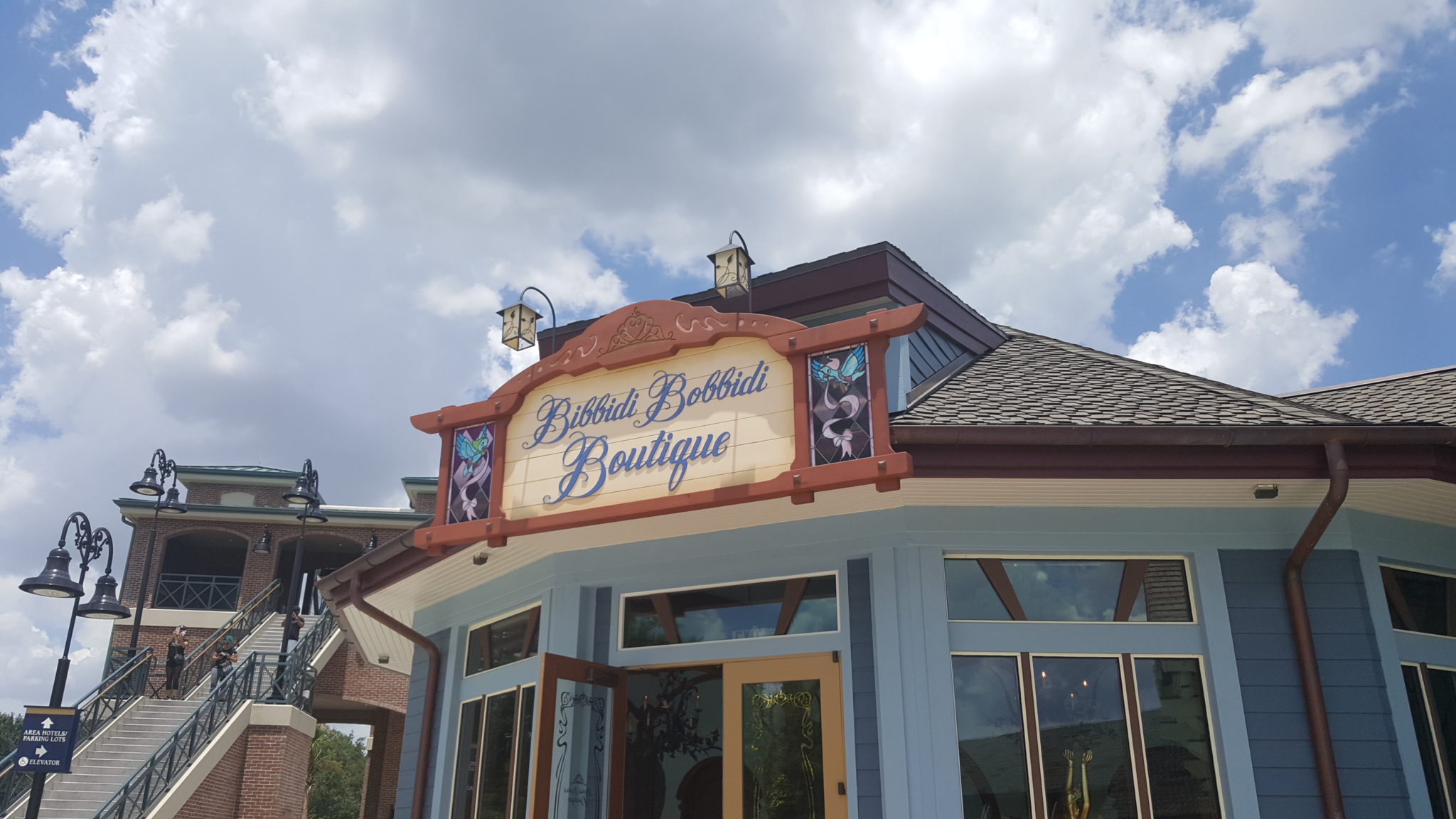 Review of the Bibbidi Bobbidi Boutique’s New Location at Disney Springs
